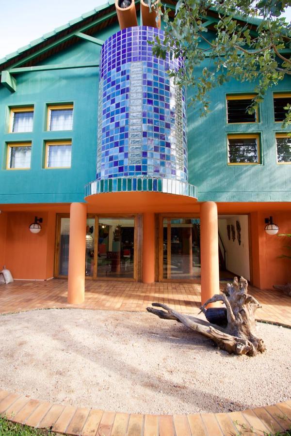 Flatdog Lodge Victoria Falls Eksteriør billede